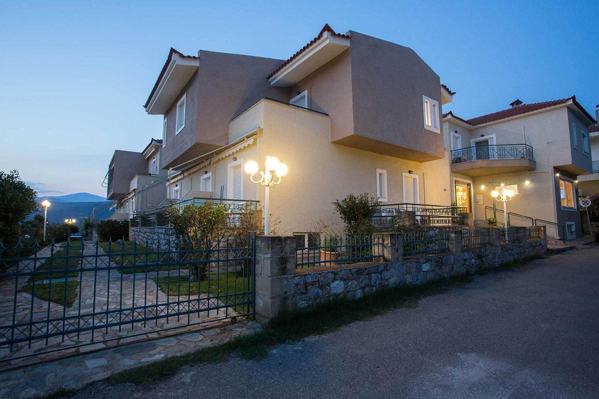Remvi Hotel - Apartments Ступа Экстерьер фото